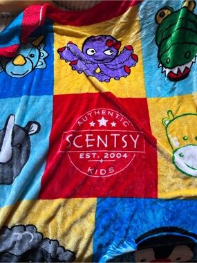 Scentsy Kids Red, Yellow, Blue & Green Patchwork Animal Throw